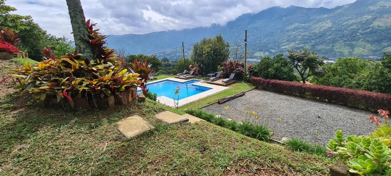 Finca Hotel Tierra Verde Girardota Kültér fotó