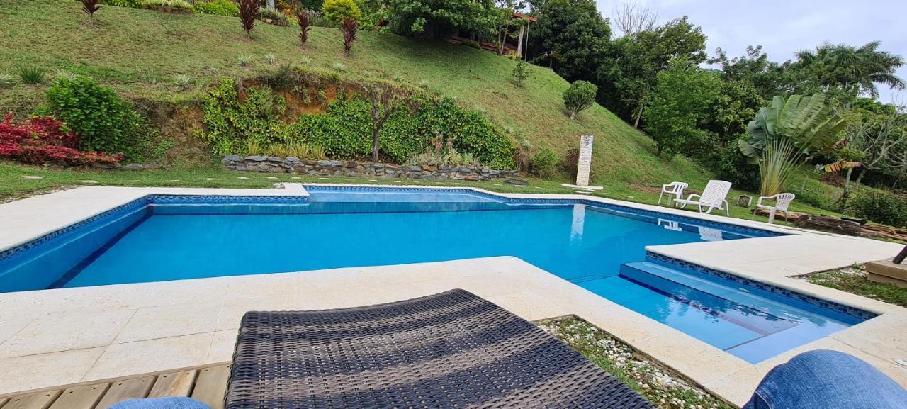 Finca Hotel Tierra Verde Girardota Kültér fotó