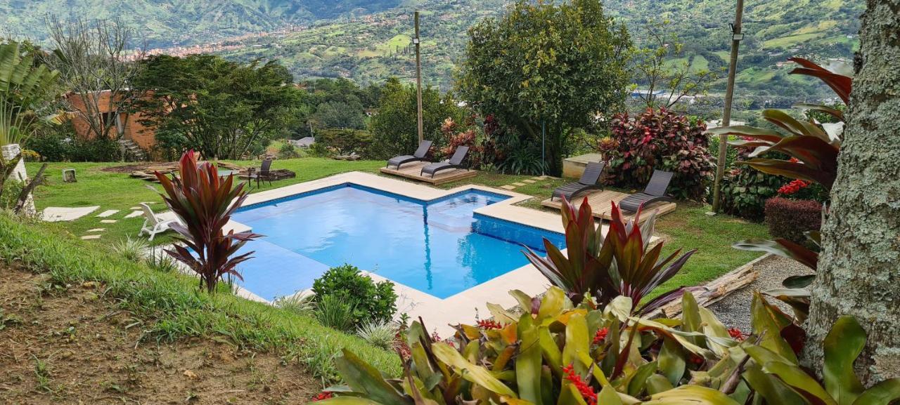 Finca Hotel Tierra Verde Girardota Kültér fotó
