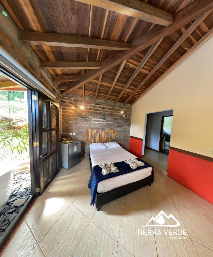 Finca Hotel Tierra Verde Girardota Kültér fotó