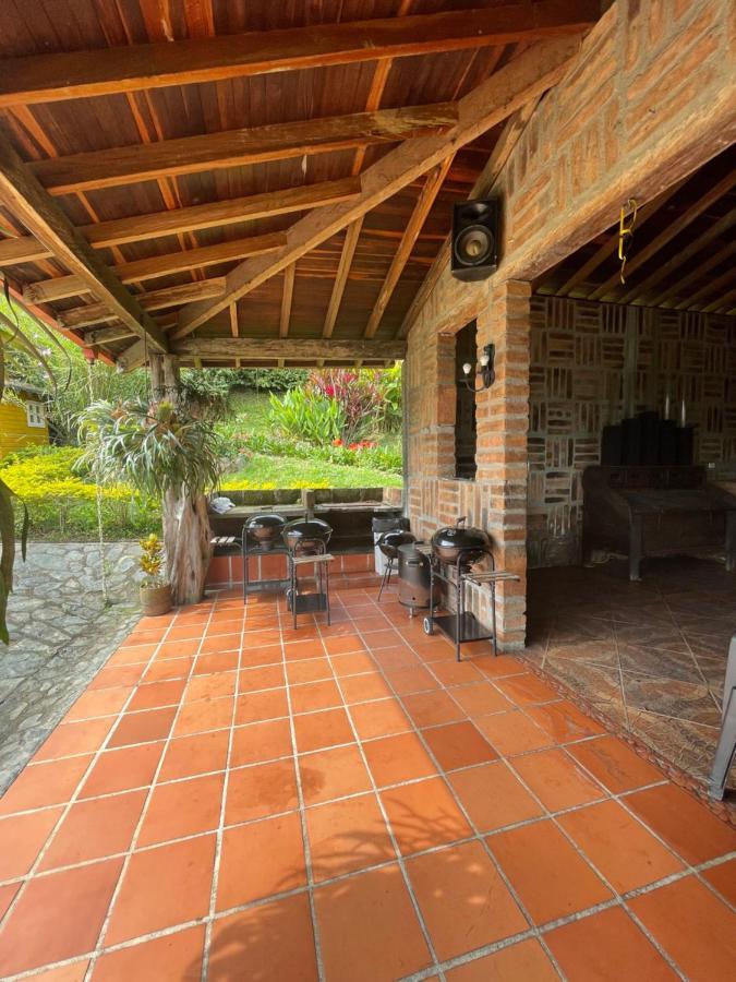 Finca Hotel Tierra Verde Girardota Kültér fotó