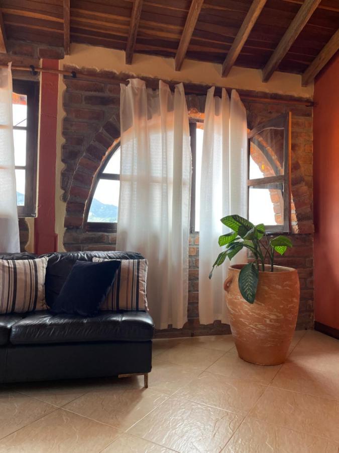 Finca Hotel Tierra Verde Girardota Kültér fotó